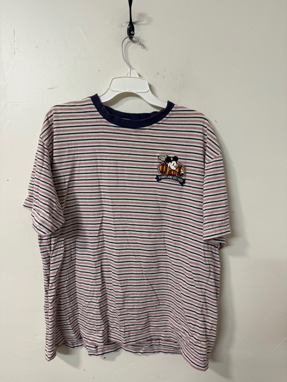 Disneyland 90’s men’s tee